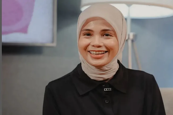 Siti Atikoh Dinilai...