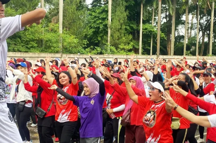 Momen Keseruan Atikoh...