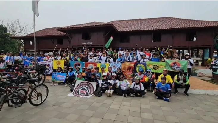Dukung Palestina Merdeka,...