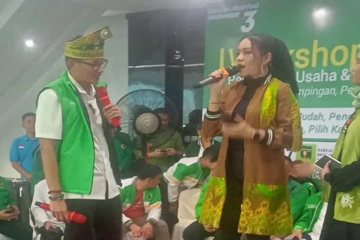 Bertemu Sandiaga Uno,...