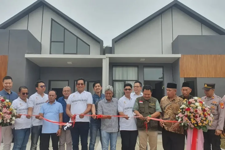 Luncurkan Rumah Rp300...