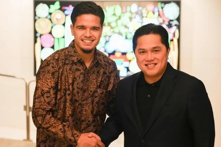 Kegilaan Warganet Indonesia...