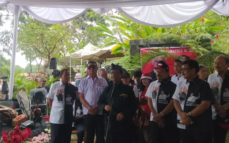 Di Hadapan Warga Bandung...