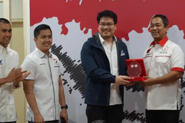 TMP-Pemuda Perindo Buat...