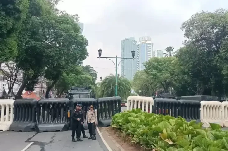 Simak Rekayasa Lalu...