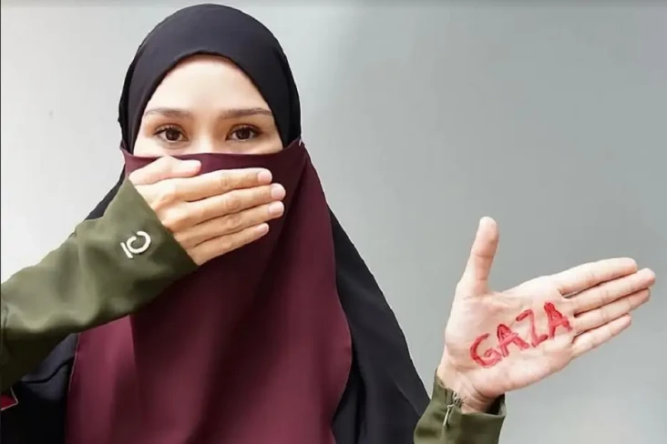 Zaskia Mecca Marah Lihat...