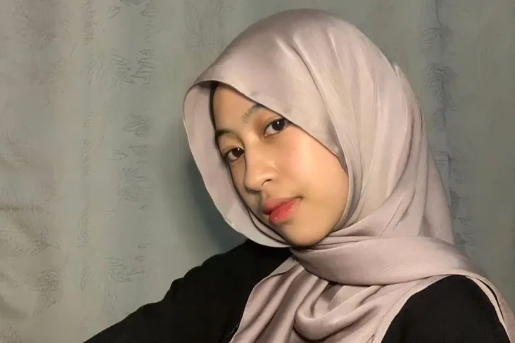 Profil 3 Adik Adiba...