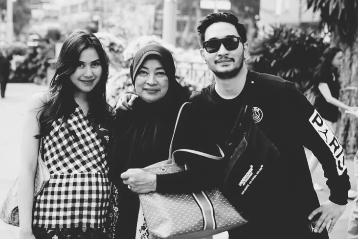 Ibu Jeje Govinda Meninggal...