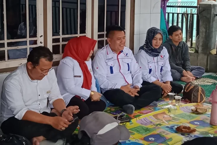 Caleg Perindo Deden...