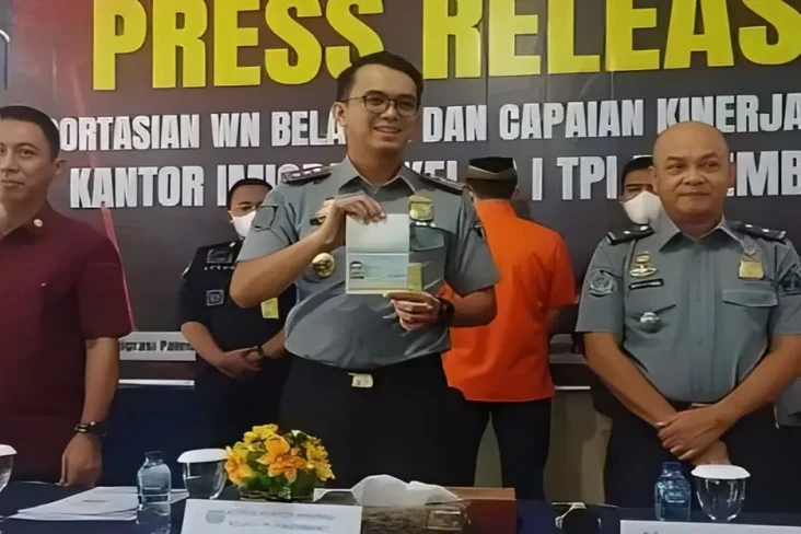 Jualan Makanan di Palembang,...