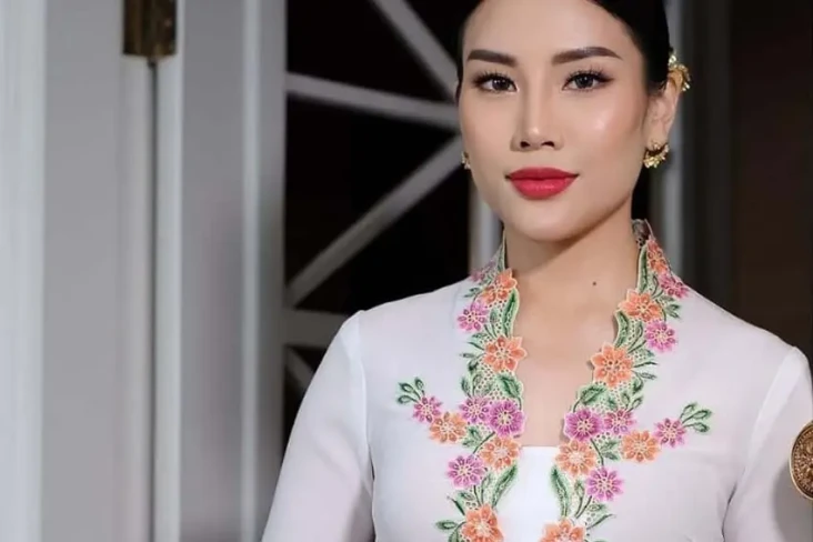Angela Tanoesoedibjo...