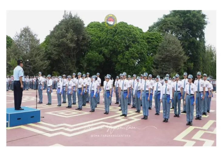 Apakah SMA Taruna Nusantara...