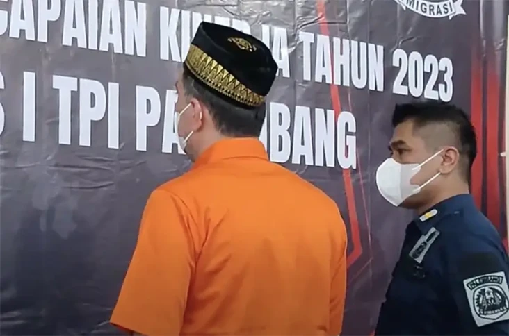 Viral Warga Negara Belanda...