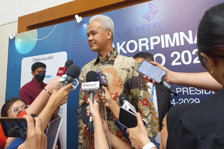 70 Baliho Sambut Kedatangan...