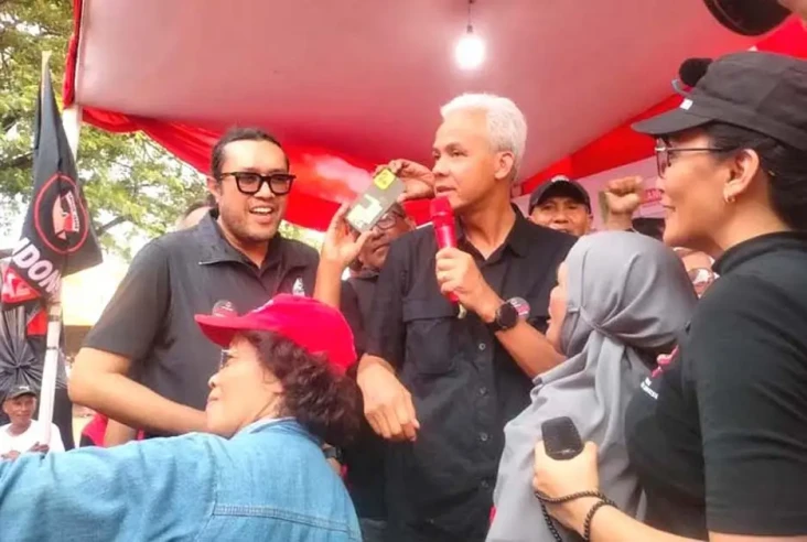 Kunjungan ke Bekasi,...