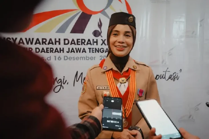 Pimpin Pramuka Kwarda...
