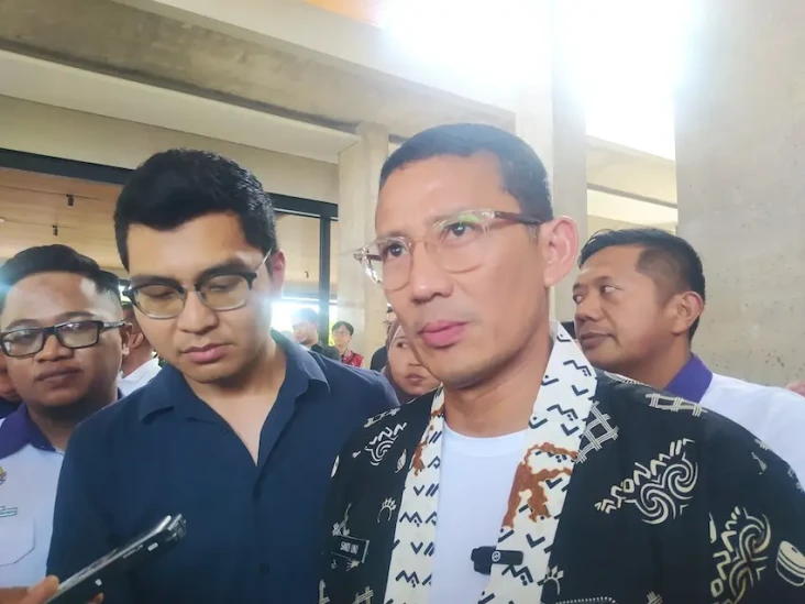 Jelang Libur Nataru,...
