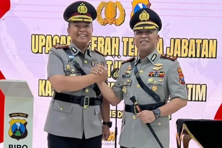 Resmi Jabat Kapolresta...