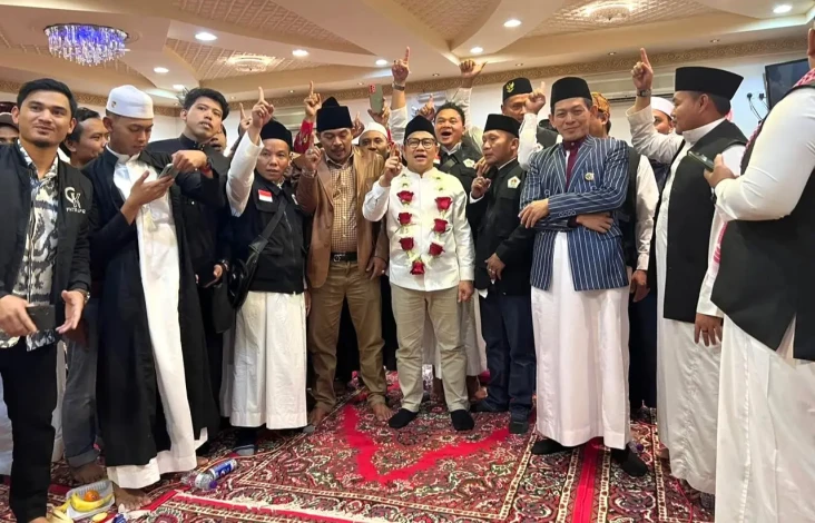 Dukung Anies-Muhaimin,...