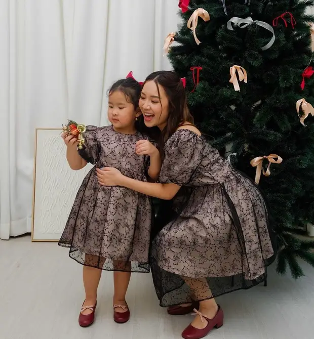 Koleksi Juliana Stephanie...