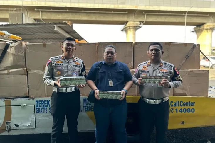 PJR Jakarta-Cikampek...