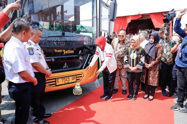 Dishub Siapkan Bus Trans...