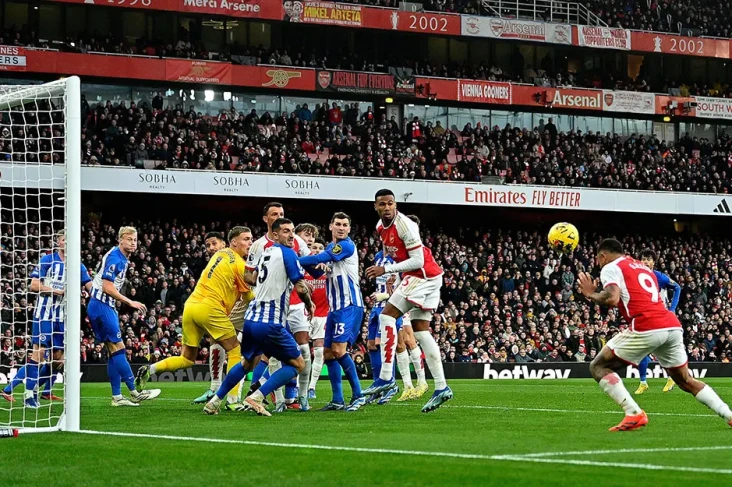 Hasil Liga Inggris:...