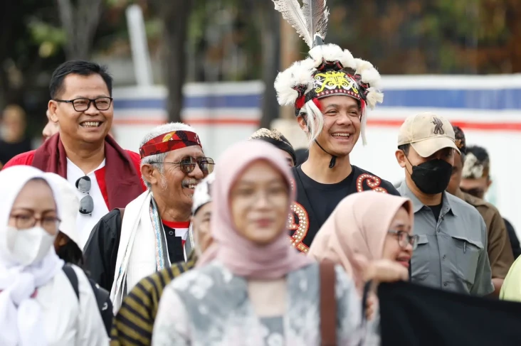 Ikuti Kirab Budaya Nitilaku,...