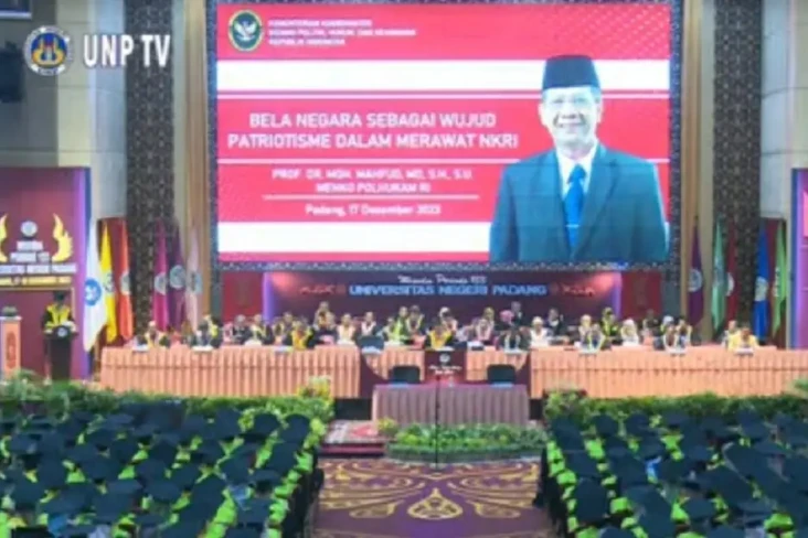 Mahfud MD Puji Sumatera...
