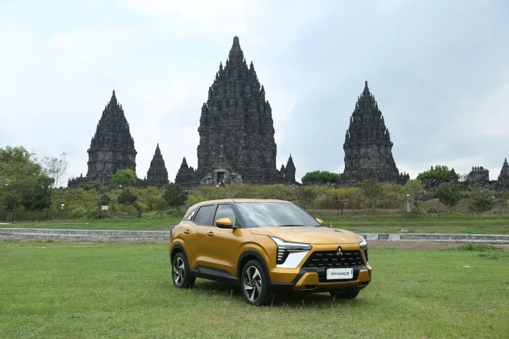 Review Mitsubishi XForce:...
