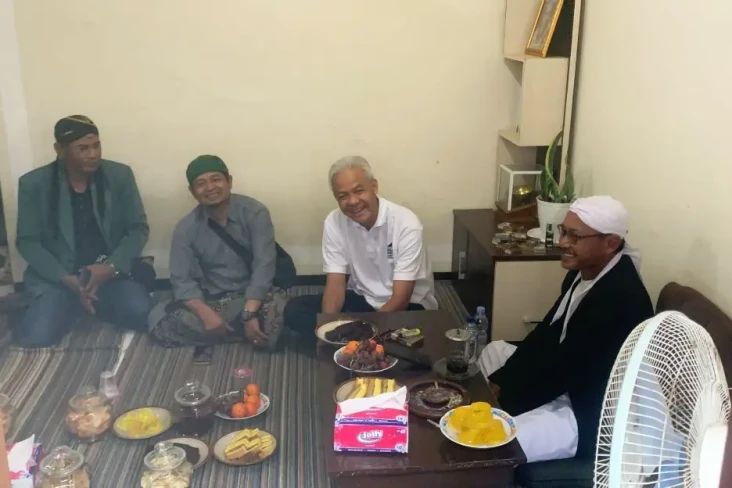 Usai Nginap di Rumah...