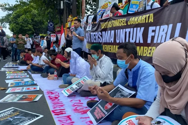 Ratusan Aktivis Doa...