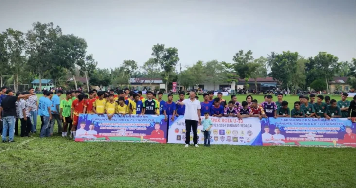 Gelar Turnamen Sepak...