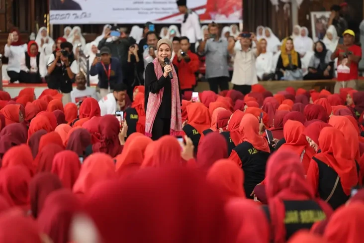 Sambangi Ponpes Albadru...