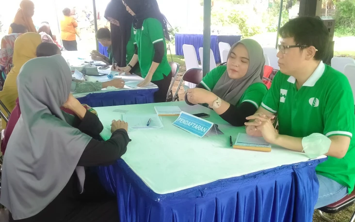 Bazar Sembako dan Pemeriksaan...