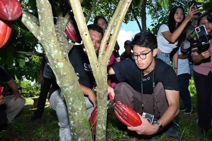 Alam Ganjar Antusias...