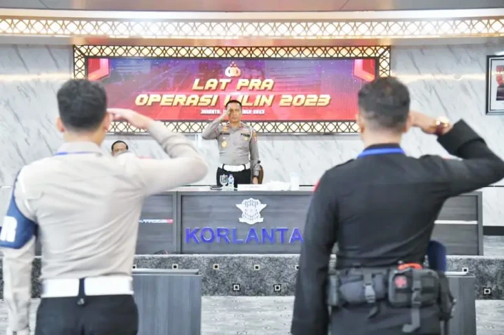 Jelang Libur Nataru,...