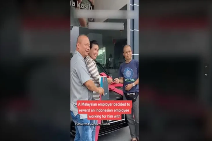 Karyawan Teladan di...