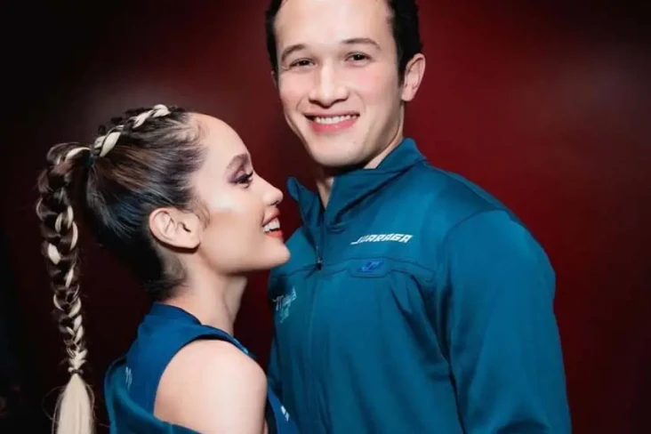 Cinta Laura Bersikap...
