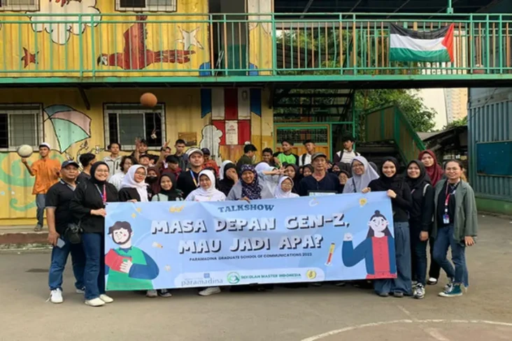 Mahasiswa Universitas...