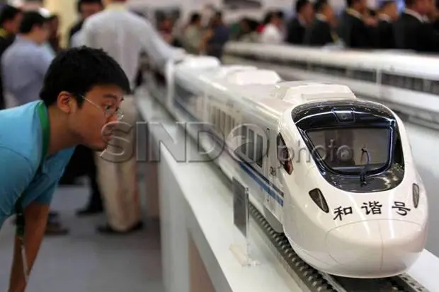 Kereta Cepat Jakarta-Surabaya...