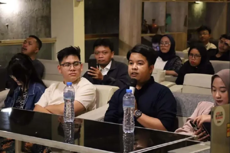 Suara Anak Muda Diperebutkan,...