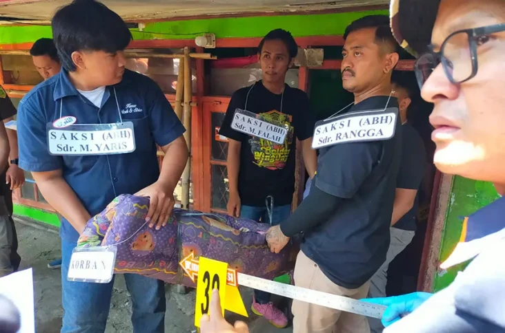Rekonstruksi Ungkap...