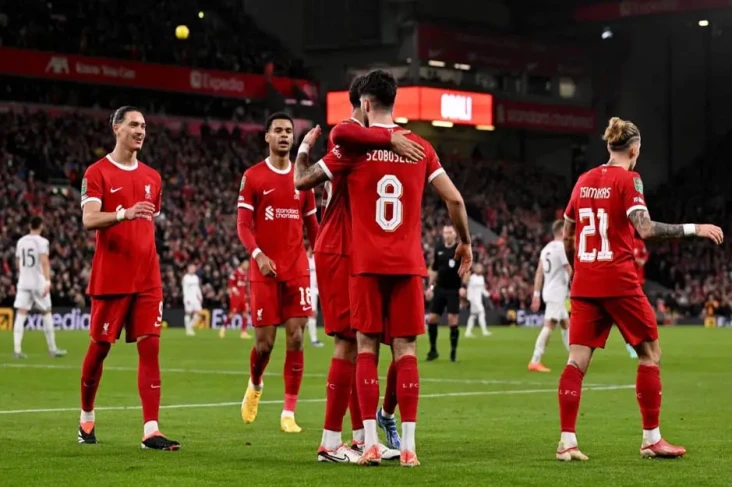 Liverpool Lolos ke Semifinal...