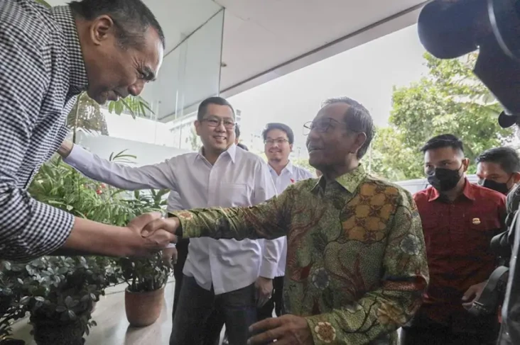 Ketum Perindo HT: Mahfud...