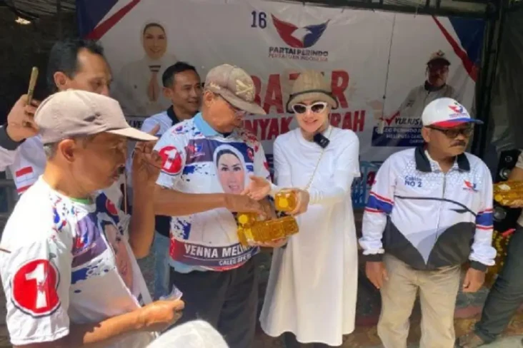 Venna Melinda Gelar...