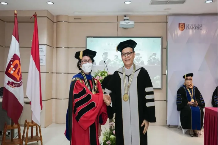 Universitas Bakrie Tambah...