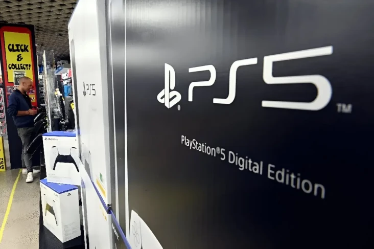 Penjualan PlayStation...