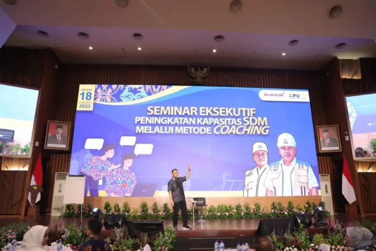 Siapkan Pimpinan Masa...