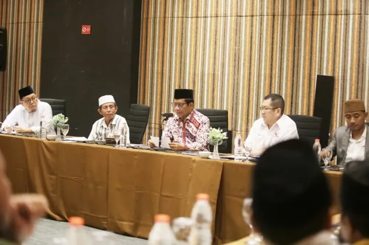 Mahfud MD Bareng HT...